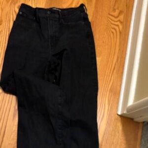 Madewell Women's Classic Black Straight Leg Jeans